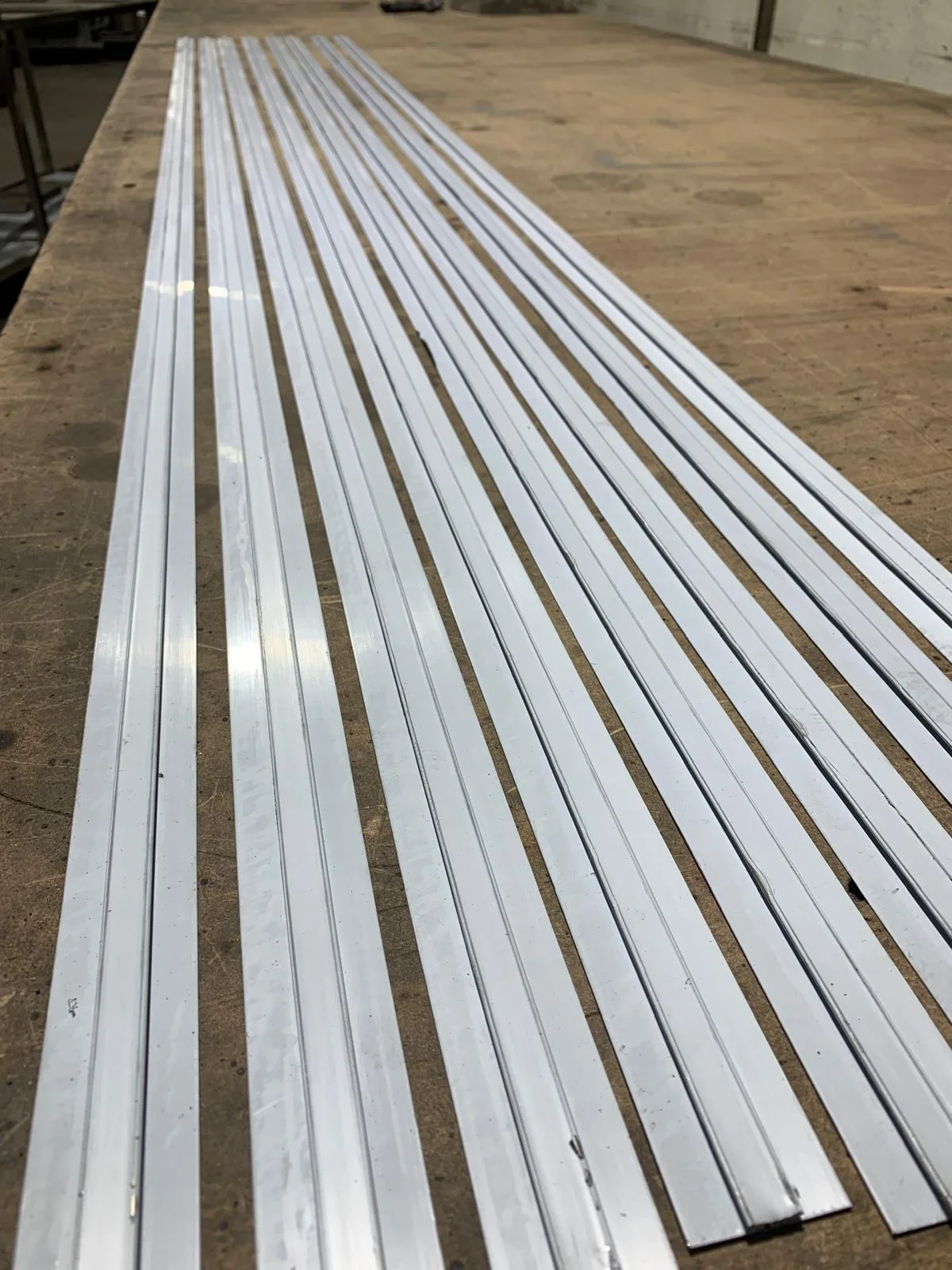 Divide bar